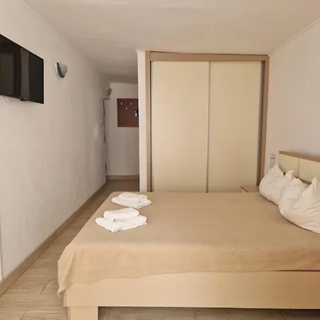 De Inchiriat Bucura 5-6 Quarto em Acomodações Particulares Venus